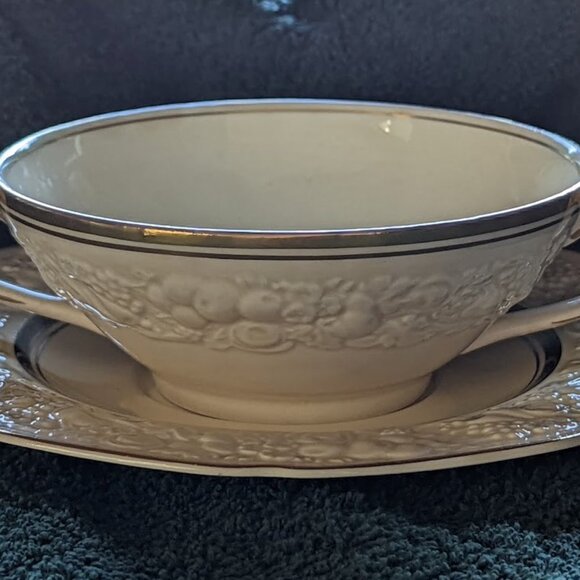 Vintage Crown Ducal Florentine Gold Band 2057 Fine China 51-Piece Set - Picture 4 of 16